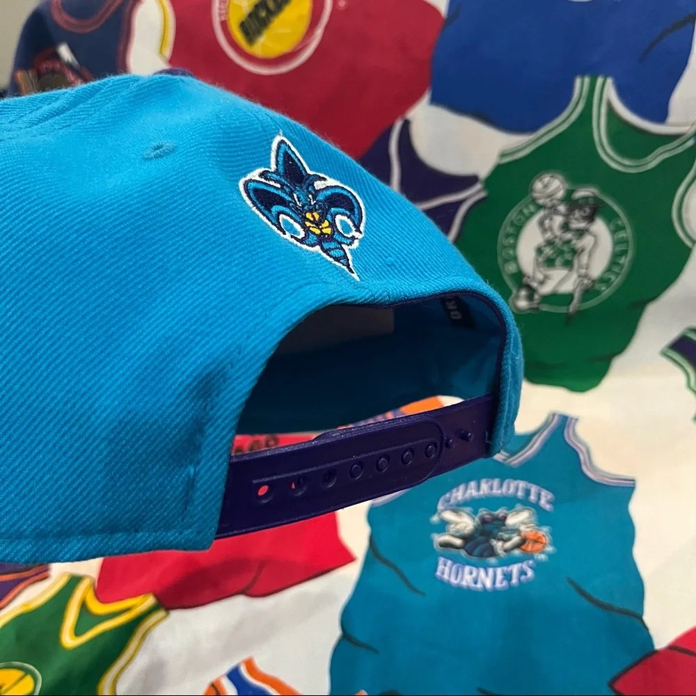 adidas NBA New Orleans Hornets Charlotte Official Team Headwear Snap Back Hat - Picture 6 of 6